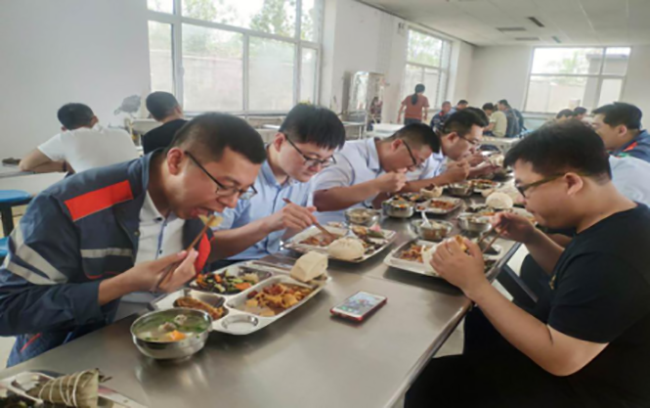 五月端午，粽米飘香--致端午节坚守一线的云顶国际人