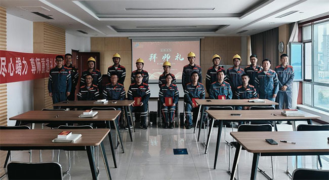 言传身教尽心竭力，尊师重道礼行云顶国际